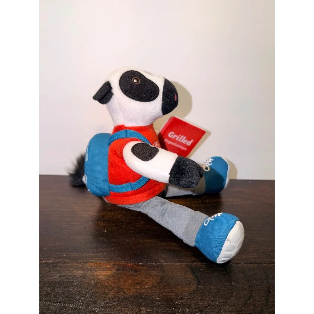 Chick-fil-A 2019 Back to School Plush Cow Grilled Chikin‎ Gits A+ Red Sweater 9